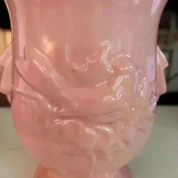 Vintage Pink McCoy  Pottery Vase with Bird and Flower - Picture 3 of 10